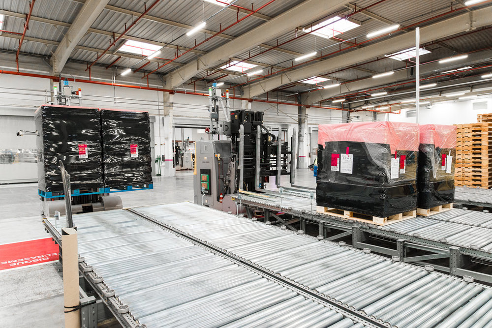 Danone Waters optimises handling on the loading platforms at its EVIAN® plant